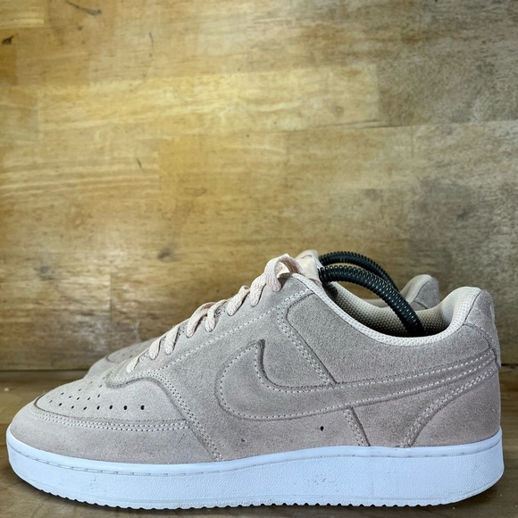 Nike Court Vision Low SUEDE Womens Size 9.5 Shoes Sneakers Pink DH0253-800 - Picture 4 of 10
